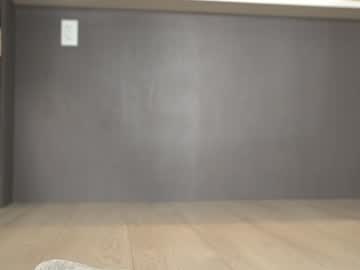 petite_fuck's chat room