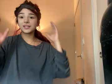 esoterickitten777's chat room