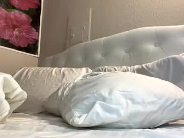 hawaiigirl_'s chat room