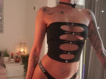 mysticxkitty's chat room