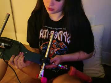 annatigarr's chat room