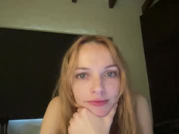 lilbitali's chat room