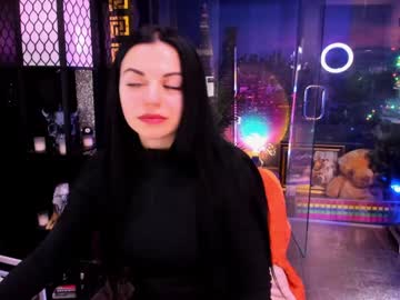 alma_pearl's chat room