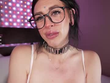 saintjade's chat room