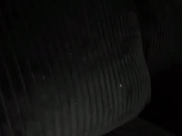 twinfl4m3ss's chat room