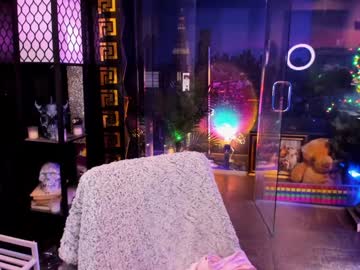 alma_pearl's chat room