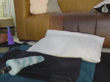 taylor_love_303's chat room