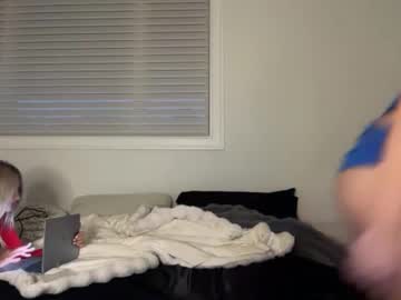 chloeros3e's chat room