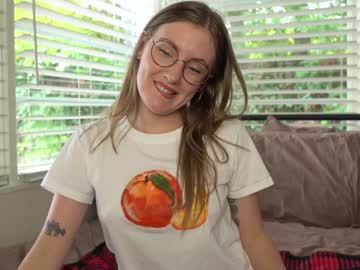 emma_ruby's chat room