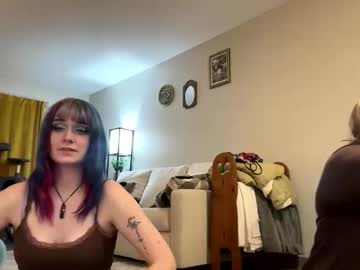 thewildwildwest's chat room