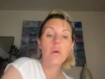 betterconvobesttime's chat room