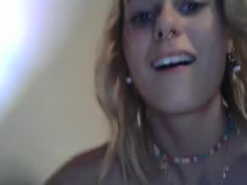 shyy_petitebaby's chat room