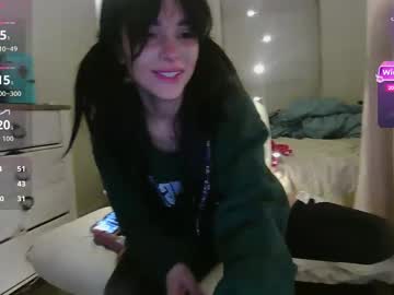 esoterickitten777's chat room