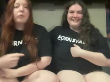 scarletttsinner's chat room