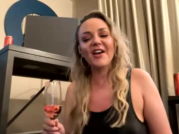 cumguzzlingskank's chat room