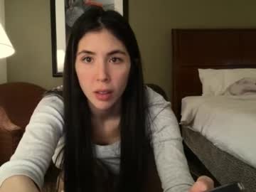 lilylustxoxo's chat room