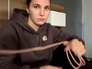 deepthroatqueen33's chat room