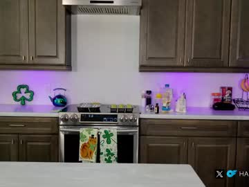 harliequinnx's chat room