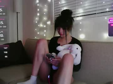 esoterickitten777's chat room