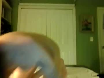 yourhotmother's chat room