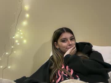 clairewalkerrr's chat room