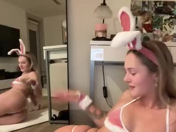 luvaimee's chat room