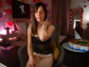 newchloe18's chat room