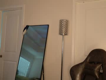 butterflybootyy's chat room