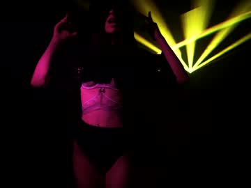 newchloe18's chat room