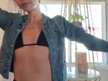 channel022's chat room