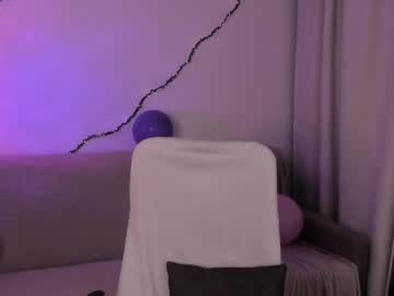 leilalafleur_'s chat room