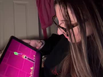 fantasyella's chat room