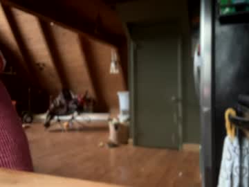 emersoncane's chat room