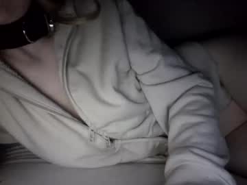 missflood's chat room