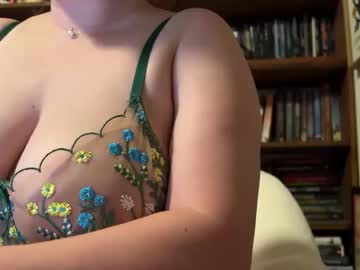 mysticmoonflower's chat room