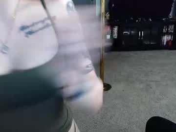 yellowpony121212's chat room