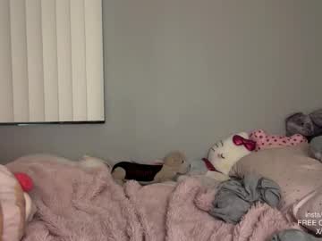 angelllsworlddd's chat room