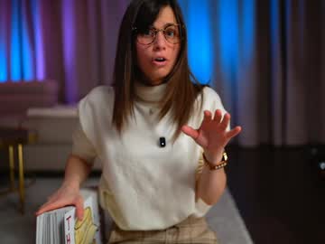 newchloe18's chat room