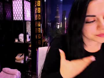 alma_pearl's chat room